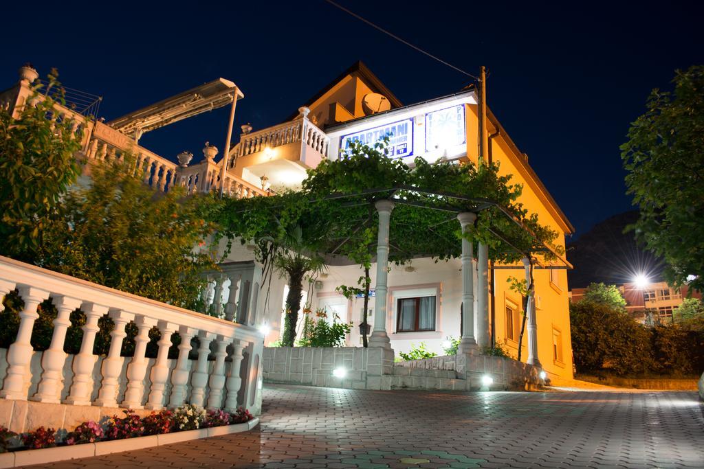 Villa Palma Guesthouse Мостар Экстерьер фото