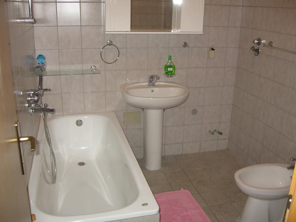 Villa Palma Guesthouse Мостар Экстерьер фото